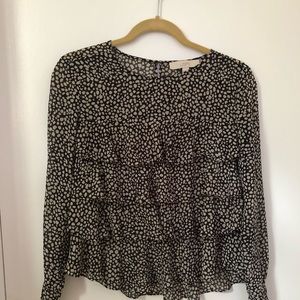 Tiered pebble print blouse
